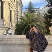 Profesora de economía, apta para primaria o ESO  o Bachillerato.